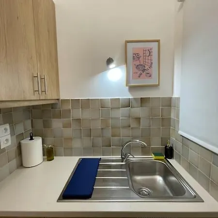 Bright & Stylish In The Heart Of Athens! Apartment *